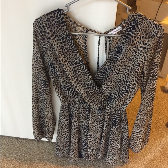 Small romper - Picture 3 of 3